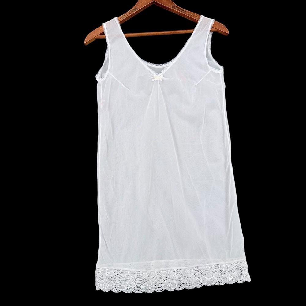 Vtg Womens Slip Dress Chemise Underdress Fits Sz XS S White Lace Hem Sheer